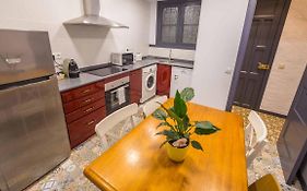 Groc Rooms
